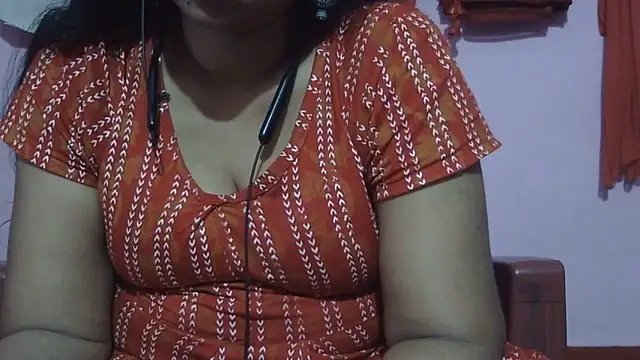Snapshot of Suhana-sapna chatting on June 14, 2026, 4:20 pm Suhana-sapna online show from June 14, 2026, 4:20 pm