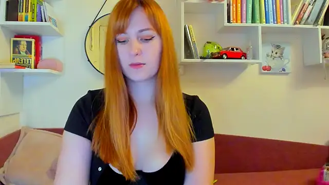 liya gorgeous online show from November 1, 2025, 7:49 pm