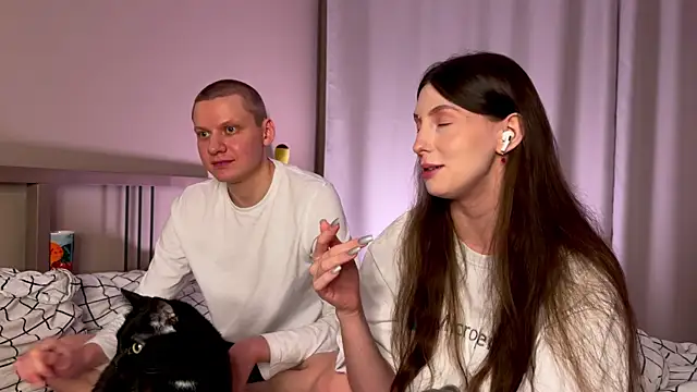 Snapshot of eternal_dream_ chatting on December 13, 2024, 7:32 pm eternal dream  online show from December 13, 2024, 7:32 pm