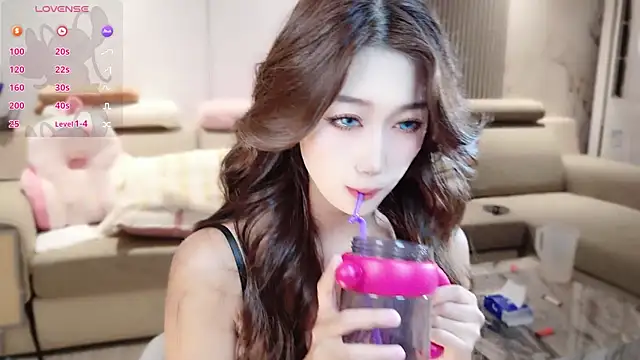 Snapshot of pinnnnnnk chatting on September 11, 2025, 9:31 am pinnnnnnk online show from September 11, 2025, 9:31 am