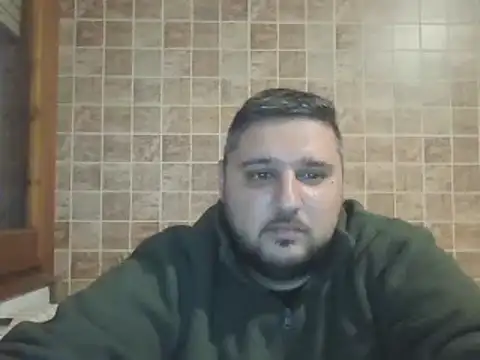  revianzip1 online show from February 3, 2025, 8:57 pm