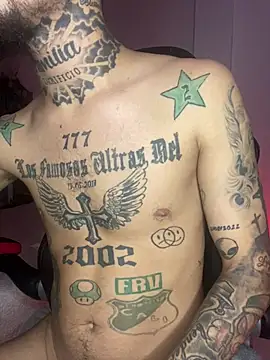 Junihn0 online show from January 10, 2025, 5:45 pm