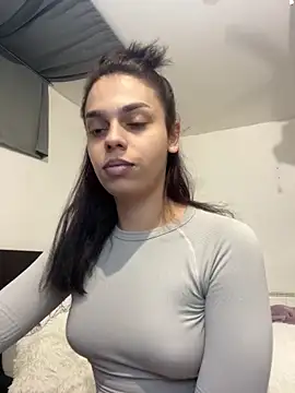 sugarshoesx online show from December 19, 2024, 2:02 pm