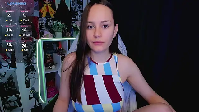 Snapshot of Lilly_Soulmate chatting on March 4, 2025, 1:45 am Lilly Soulmate online show from March 4, 2025, 1:45 am