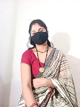 Snapshot of Cute-Aadhvita chatting on February 7, 2025, 11:55 pm Cute-Aadhvita online show from February 7, 2025, 11:55 pm