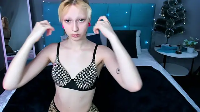 Snapshot of Lexy-Woorhez chatting on January 23, 2025, 10:32 am Lexy-Woorhez online show from January 23, 2025, 10:32 am