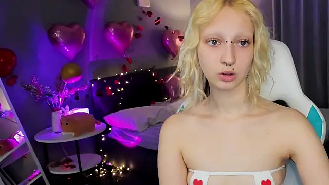 Snapshot of Lexy-Woorhez chatting on February 26, 2025, 1:30 pm Lexy-Woorhez online show from February 26, 2025, 1:30 pm