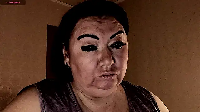 SexxyDreams1 online show from February 3, 2026, 2:53 am