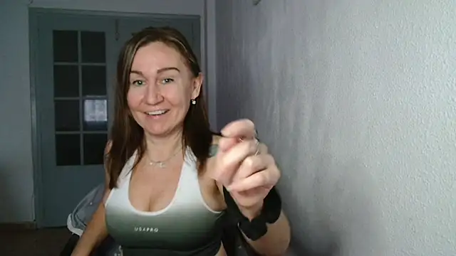 Snapshot of TamaraSweetxo chatting on December 23, 2024, 4:39 pm TamaraSweetxo online show from December 23, 2024, 4:39 pm