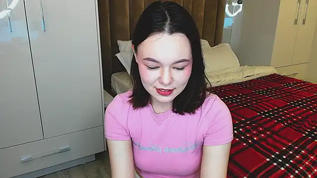 Snapshot of LovelyJane chatting on December 12, 2024, 12:33 pm LovelyJane online show from December 12, 2024, 12:33 pm