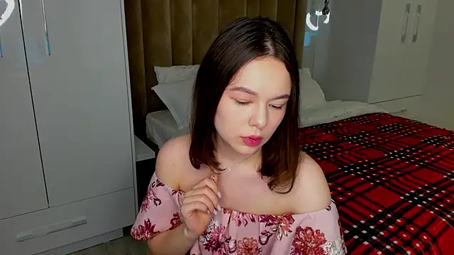 Snapshot of LovelyJane chatting on December 20, 2024, 11:21 am LovelyJane online show from December 20, 2024, 11:21 am