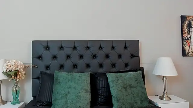 Robin Rief online show from September 27, 2025, 3:44 am