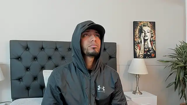 Robin Rief online show from September 28, 2025, 3:12 am