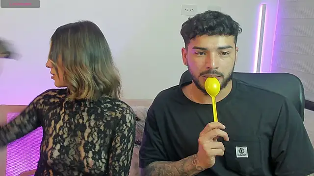 savage sweethearts online show from September 24, 2025, 1:20 am