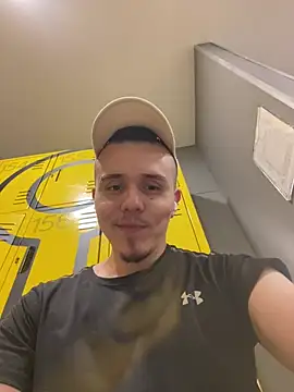 adam-rivera online show from January 13, 2025, 9:20 pm