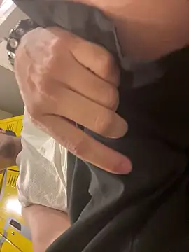 adam-rivera online show from January 21, 2025, 4:58 pm