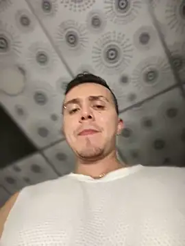 adam-rivera online show from October 2, 2025, 5:58 am