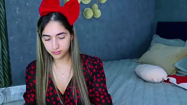 Teresa Stane online show from February 4, 2025, 3:04 pm