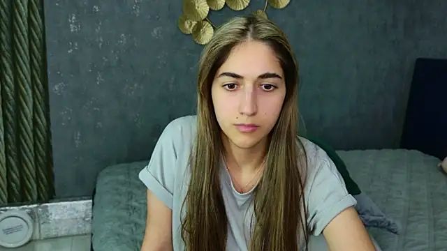 Teresa Stane online show from February 26, 2025, 9:10 am