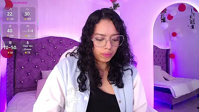 Aurora Brownn online show from March 17, 2025, 2:08 am