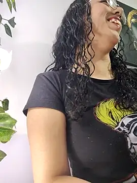 Aurora Brownn online show from September 11, 2025, 4:12 am