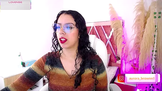 Aurora Brownn online show from September 12, 2025, 4:34 am