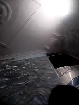 Haniya-143 online show from April 17, 2026, 11:41 pm