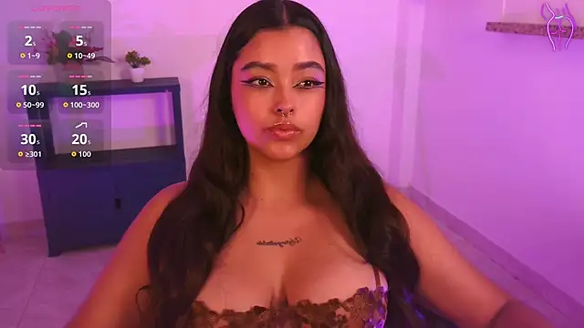 Ariana Pierce online show from June 3, 2026, 2:19 pm