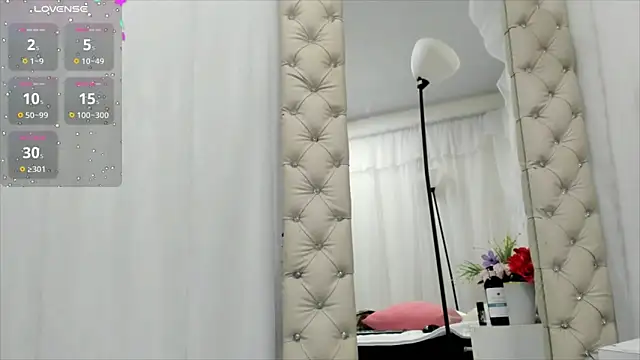 Snapshot of anchela-garcia1 chatting on February 13, 2025, 12:11 pm anchela-garcia1 online show from February 13, 2025, 12:11 pm