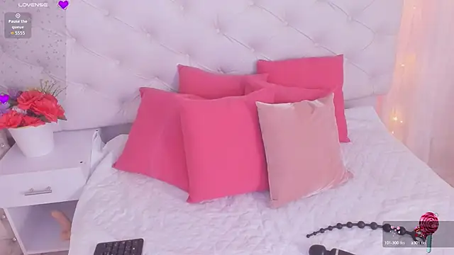 Snapshot of anchela-garcia1 chatting on September 18, 2025, 12:18 pm anchela-garcia1 online show from September 18, 2025, 12:18 pm