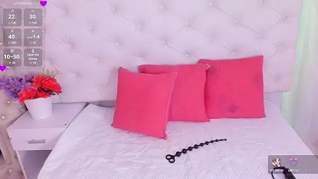 Snapshot of anchela-garcia1 chatting on September 24, 2025, 12:19 pm anchela-garcia1 online show from September 24, 2025, 12:19 pm