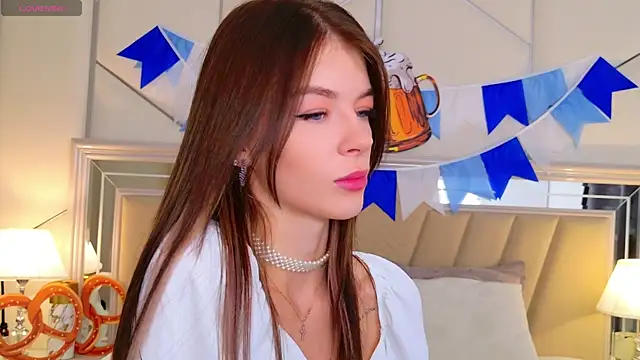 MeganMour online show from September 28, 2025, 4:56 pm