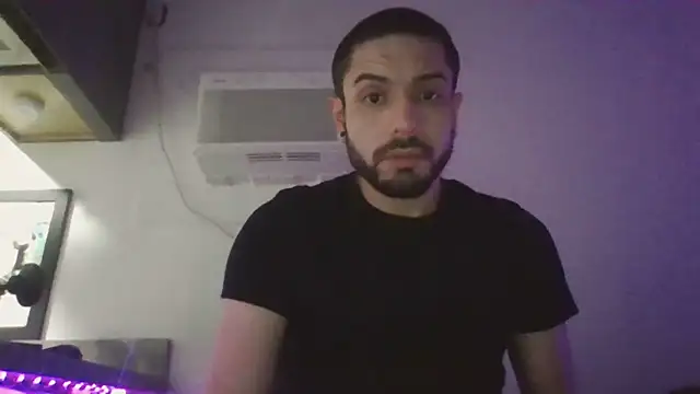 DerekPerez2025 online show from February 7, 2025, 12:20 am