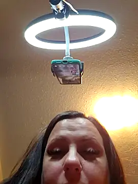 PeakabumPromo online show from April 7, 2026, 8:42 pm