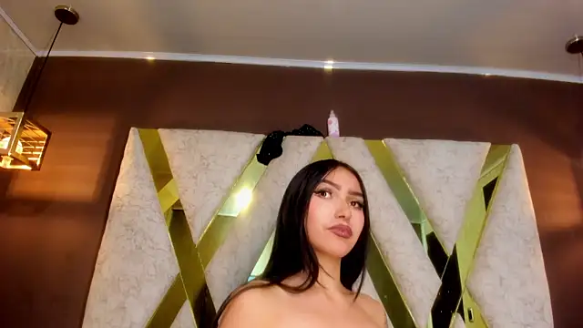 Snapshot of Amelia_lorenz chatting on December 24, 2024, 4:33 am Amelia lorenz online show from December 24, 2024, 4:33 am