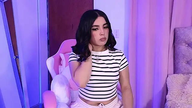 Emily-14 online show from December 20, 2024, 4:53 am