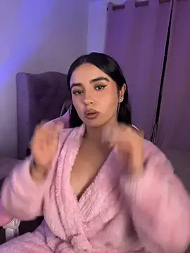 Emily-14 online show from November 7, 2025, 9:31 am