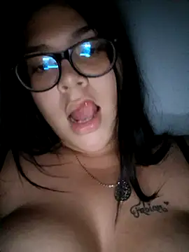 marcela 2 online show from December 12, 2024, 4:59 am