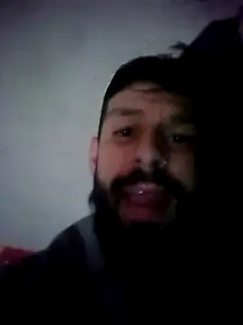 Snapshot of jolesin chatting on December 11, 2024, 6:20 pm jolesin online show from December 11, 2024, 6:20 pm