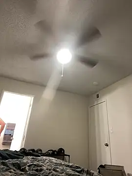 daddymaniaco69 online show from February 16, 2026, 3:13 am