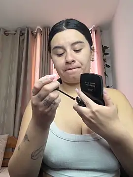 SaraBraun  online show from October 24, 2025, 4:47 pm