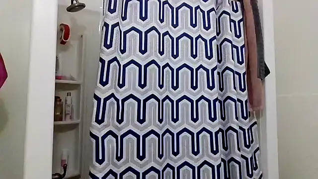 Snapshot of LuckiXCX chatting on December 19, 2025, 11:45 pm LuckiXCX online show from December 19, 2025, 11:45 pm