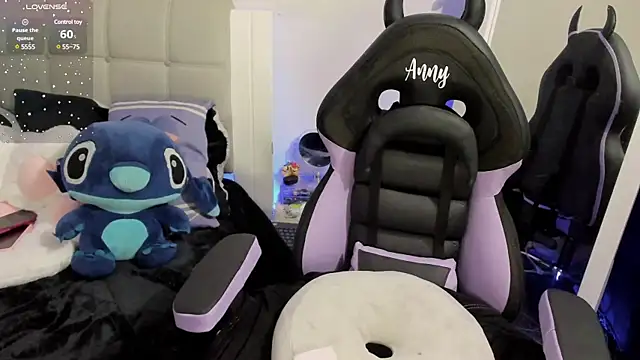 Snapshot of Any_Roussee chatting on January 16, 2025, 3:23 am Any Roussee online show from January 16, 2025, 3:23 am