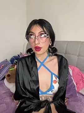 Snapshot of Any_Roussee chatting on March 17, 2025, 4:29 am Any Roussee online show from March 17, 2025, 4:29 am