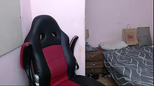 Snapshot of mr_stiven_ chatting on January 9, 2025, 3:47 am mr stiven  online show from January 9, 2025, 3:47 am