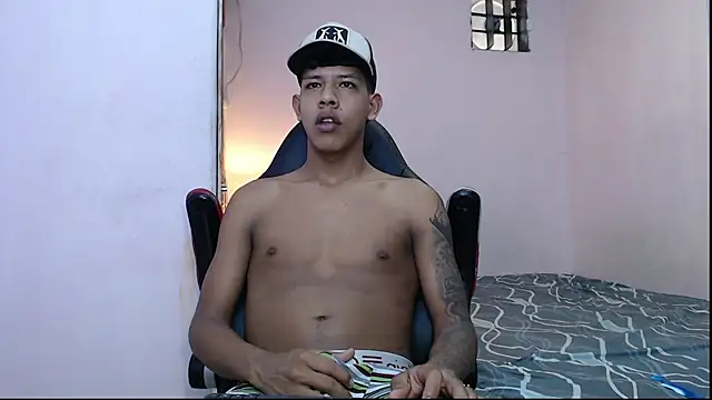 Snapshot of mr_stiven_ chatting on January 31, 2025, 6:24 am mr stiven  online show from January 31, 2025, 6:24 am