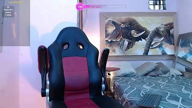 Snapshot of mr_stiven_ chatting on March 14, 2025, 9:03 am mr stiven  online show from March 14, 2025, 9:03 am