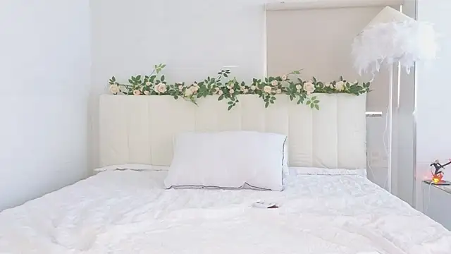 Akina starr online show from September 21, 2025, 2:57 am