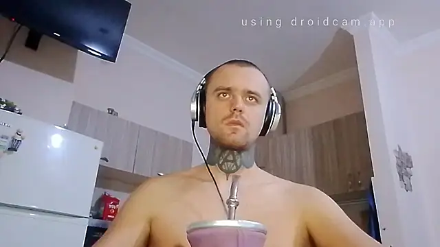 HappyZebra13 online show from January 3, 2025, 3:44 pm