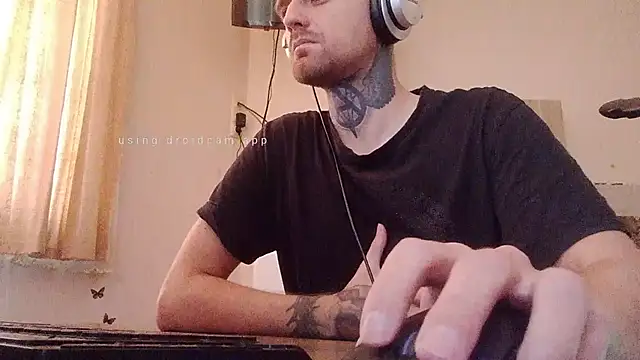 HappyZebra13 online show from March 7, 2025, 8:34 am